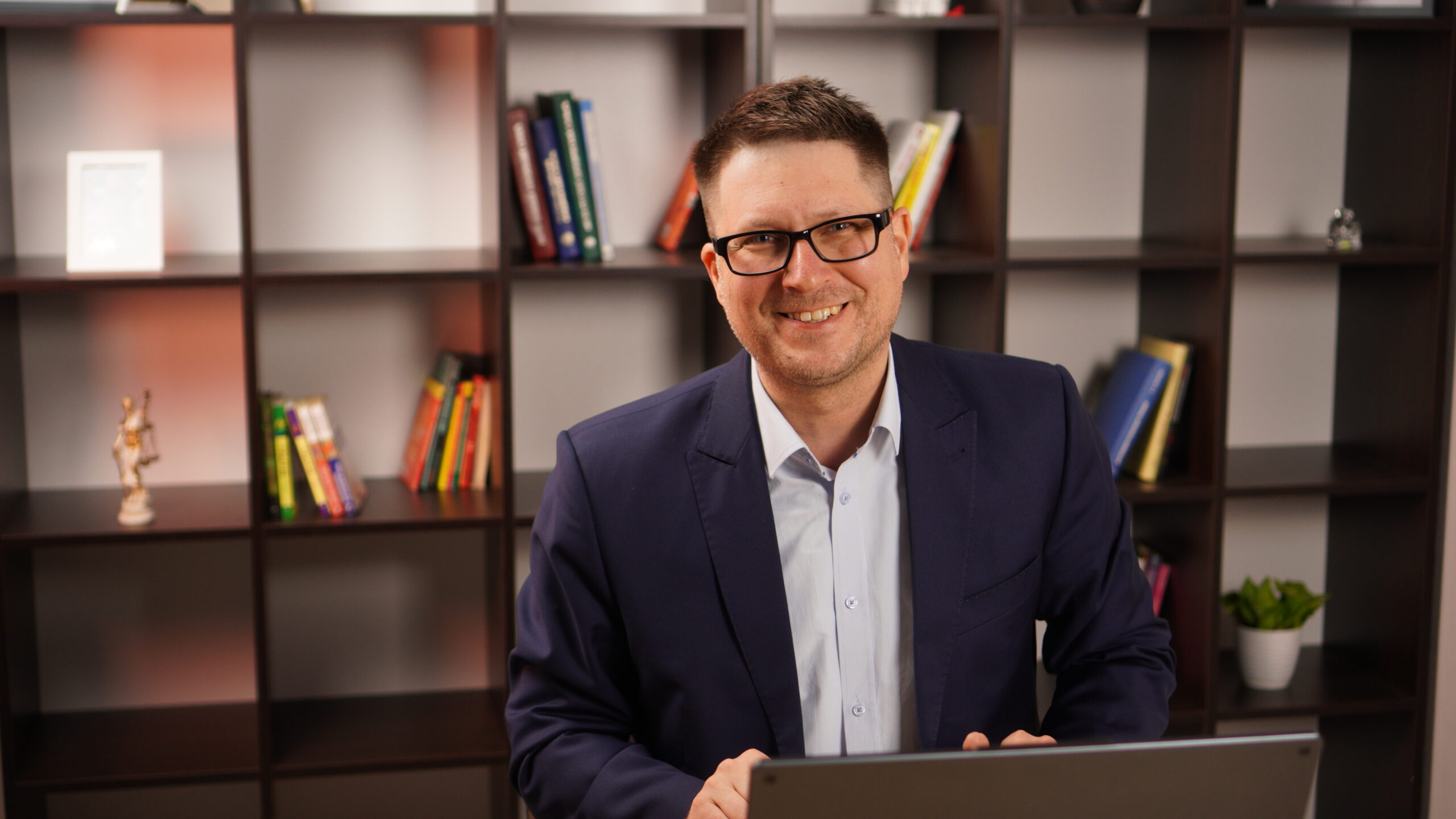 Илья Латышев